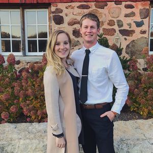 Meet your Posher, Lauren